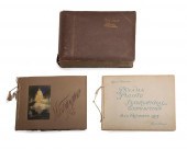 A GROUP OF PHOTO/ POSTCARD ALB