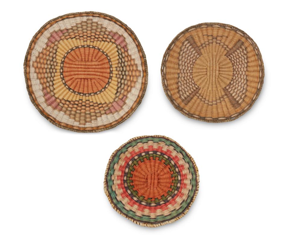 A GROUP OF POLYCHROME HOPI PUEBLO