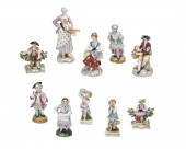 A GROUP OF PORCELAIN FIGURESA