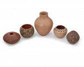 A GROUP OF PUEBLOAN POTTERY VE