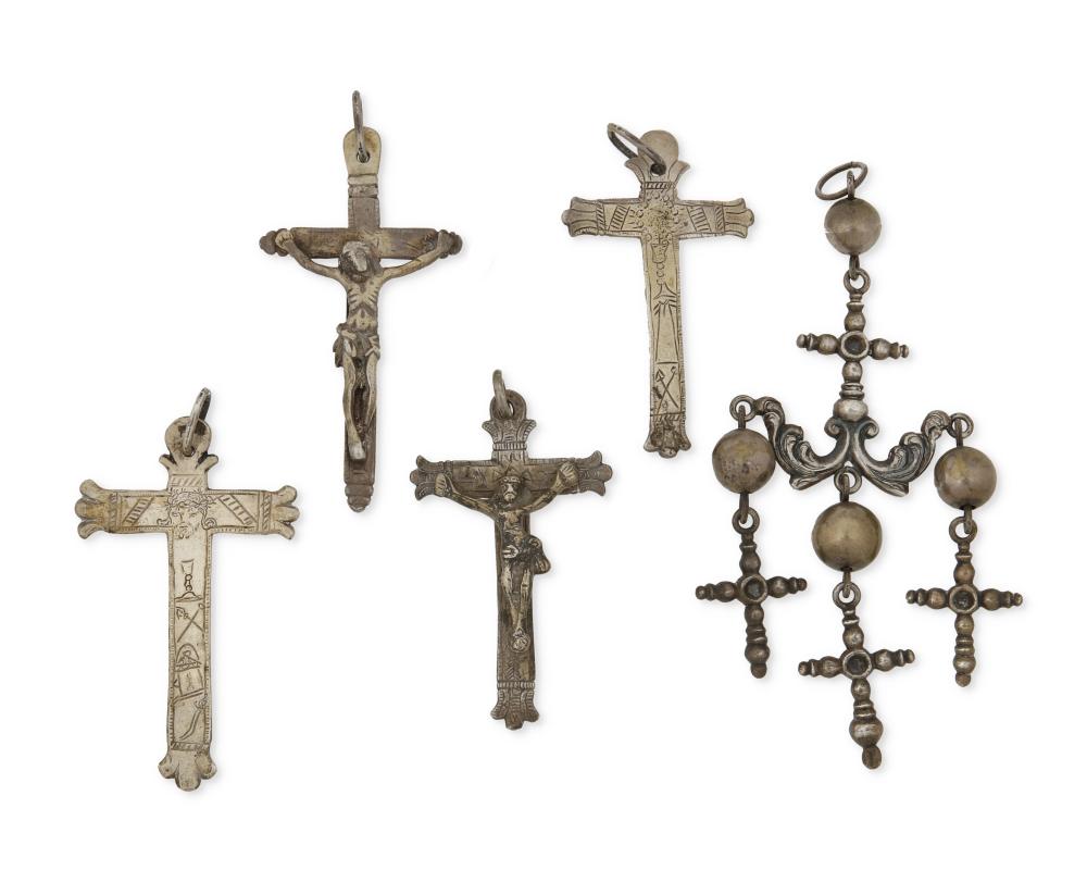 A GROUP OF SILVER DEVOTIONAL