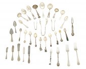 A GROUP OF SILVER FLATWAREA gr