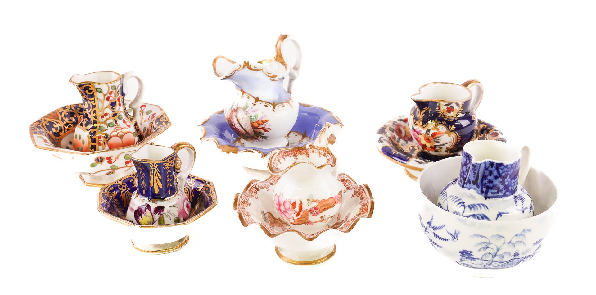 A GROUP OF SIX ENGLISH PORCELAIN