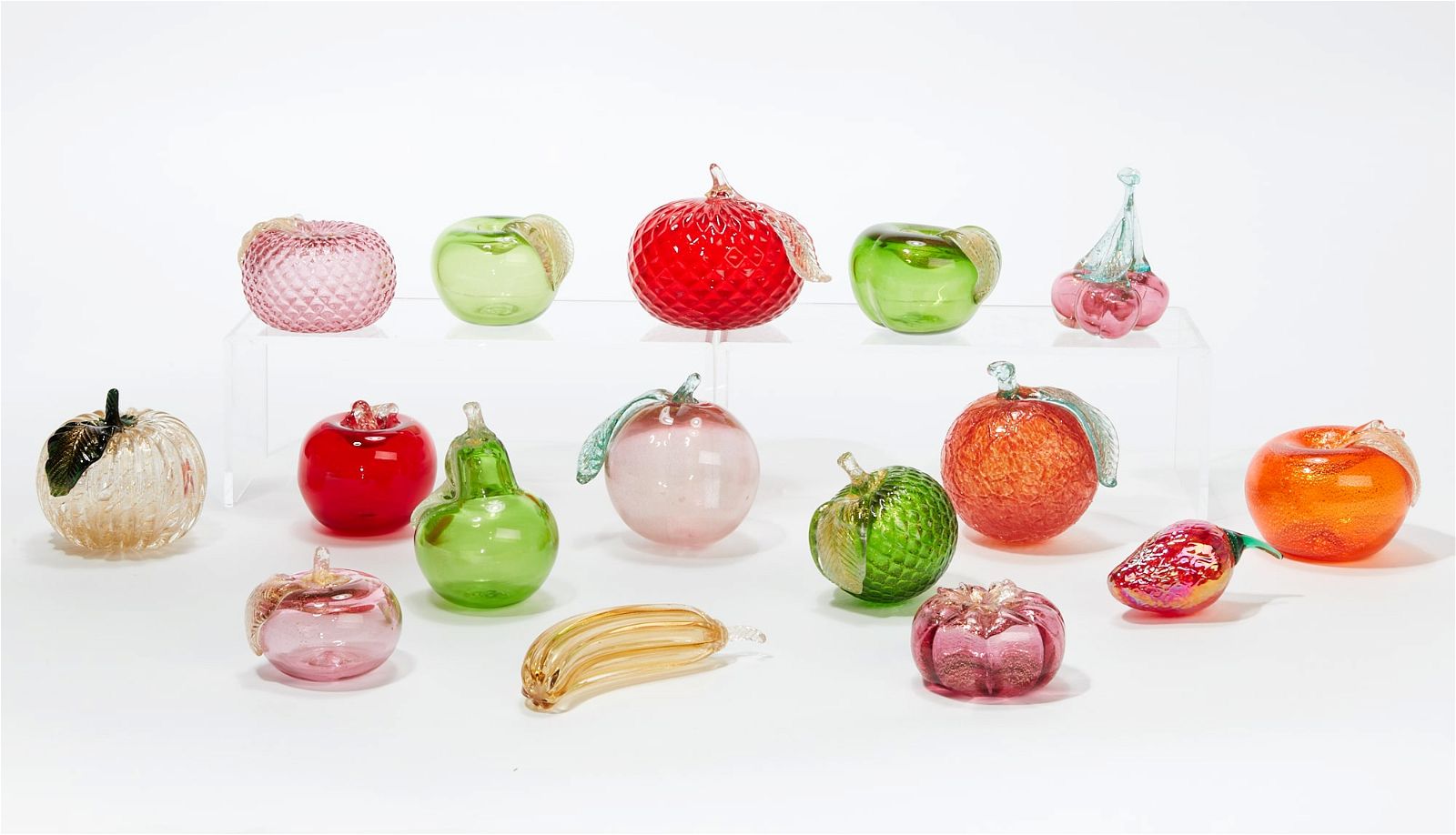A GROUP OF SIXTEEN MURANO GLASS