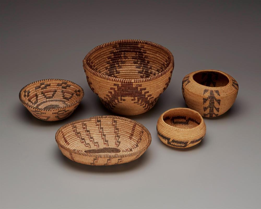 A GROUP OF SMALL AMERICAN INDIAN