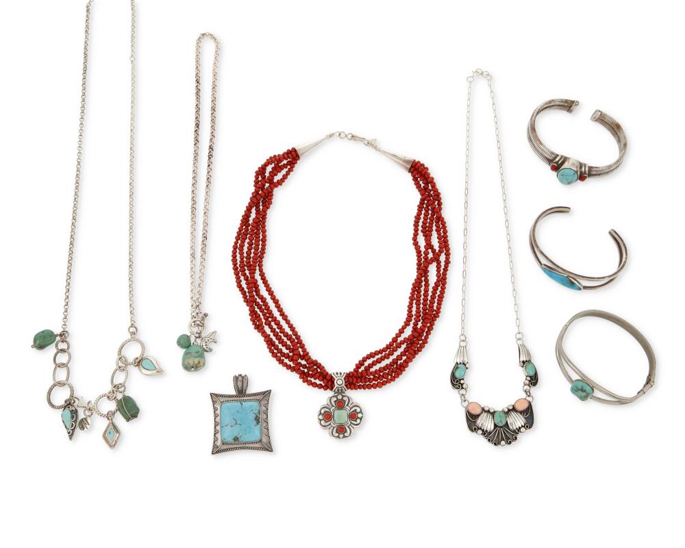 A GROUP OF SOUTHWEST-STYLE JEWELRYA