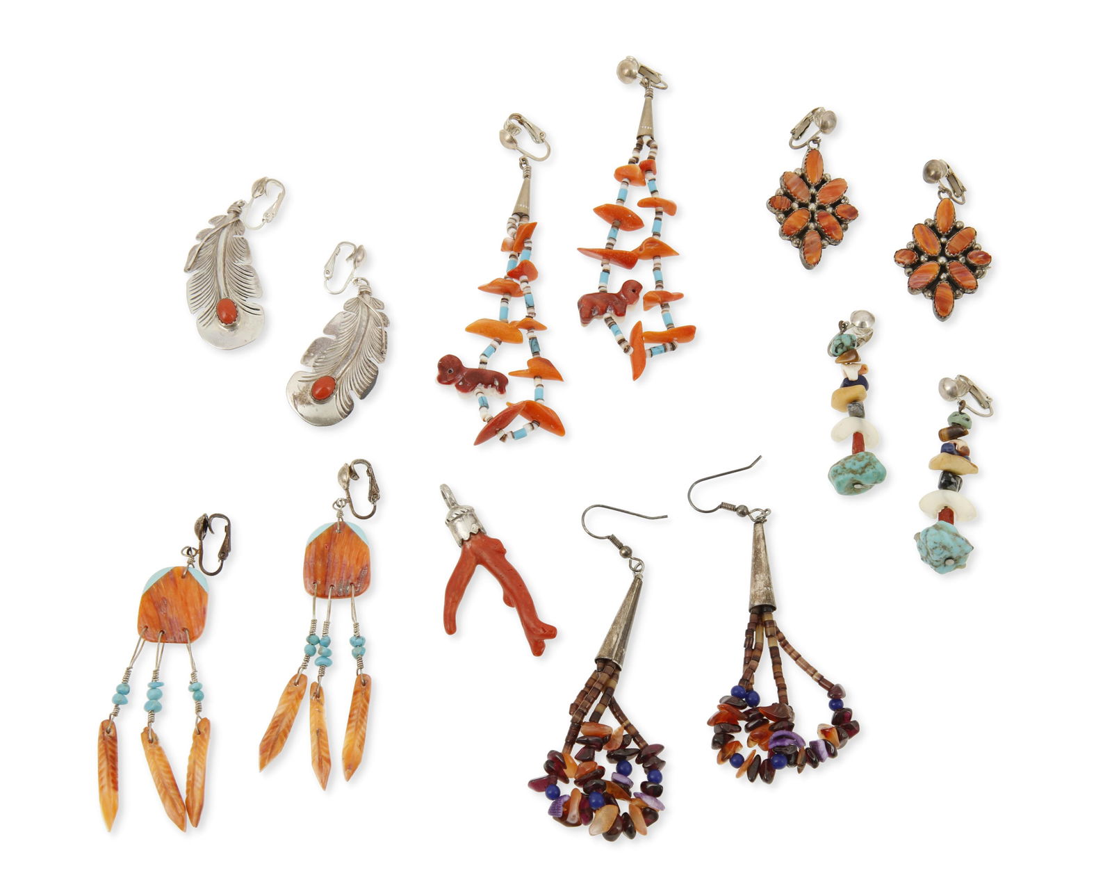 A GROUP OF SOUTHWEST-STYLE JEWELRYA