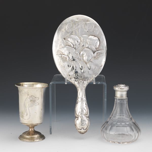 A GROUP OF STERLING SILVER DRESSING