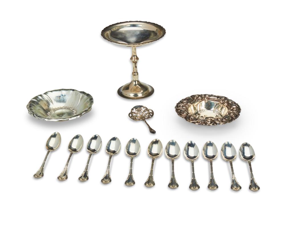 A GROUP OF STERLING SILVER TABLE