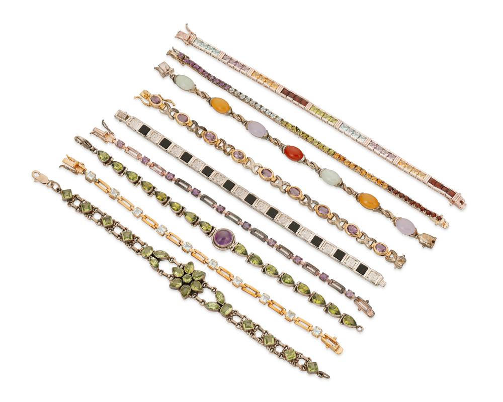 A GROUP OF STERLING SILVER AND