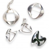 A GROUP OF STERLING SILVER JEW