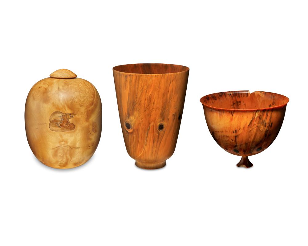 A GROUP OF TURNED WOOD VESSELSA