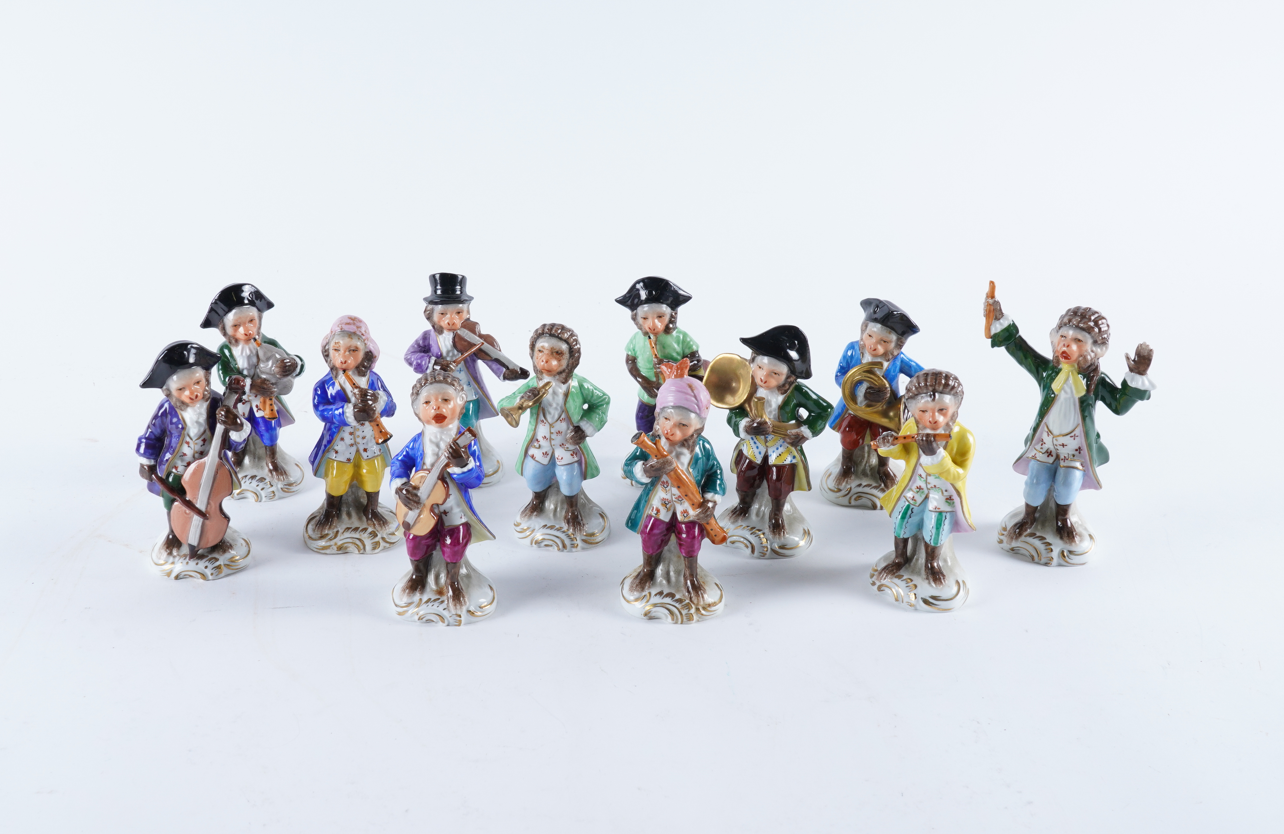 A GROUP OF TWELVE SMALL