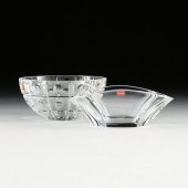 A GROUP OF TWO BACCARAT CRYSTA