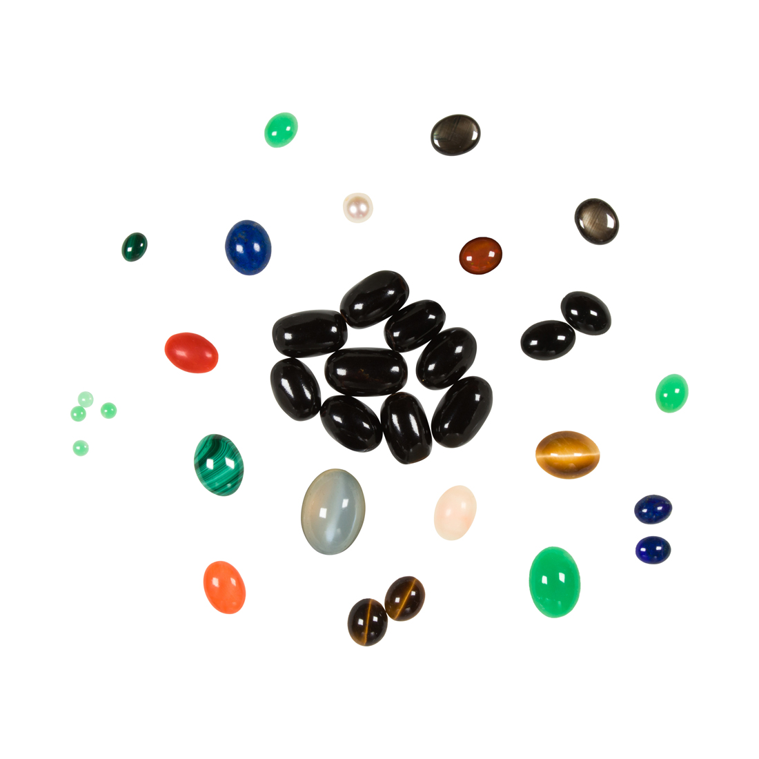 A GROUP OF UNMOUNTED GEMSTONES A