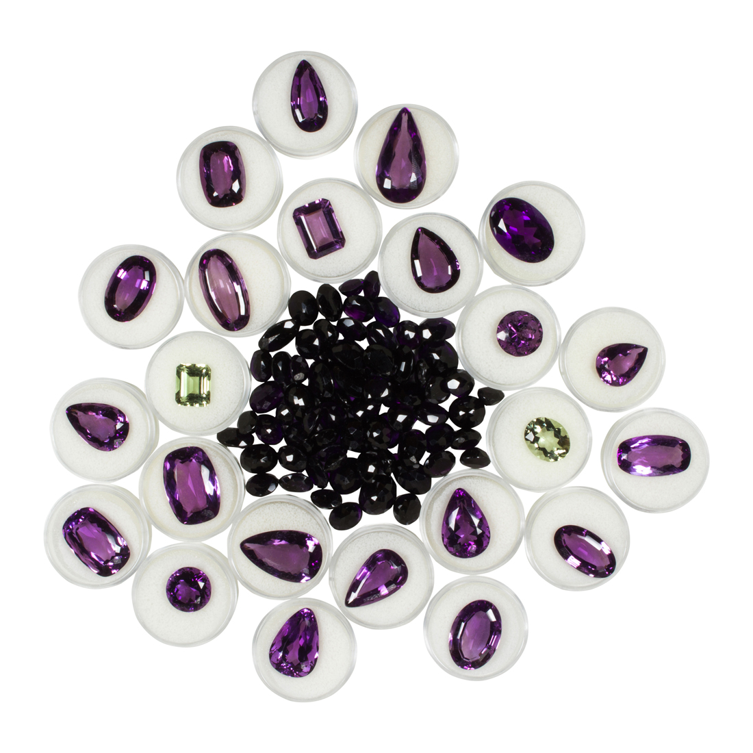 A GROUP OF UNMOUNTED GREEN QUARTZ