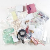 A GROUP OF UNMOUNTED STONES AN