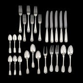A GROUP OF VINTAGE AND ANTIQUE