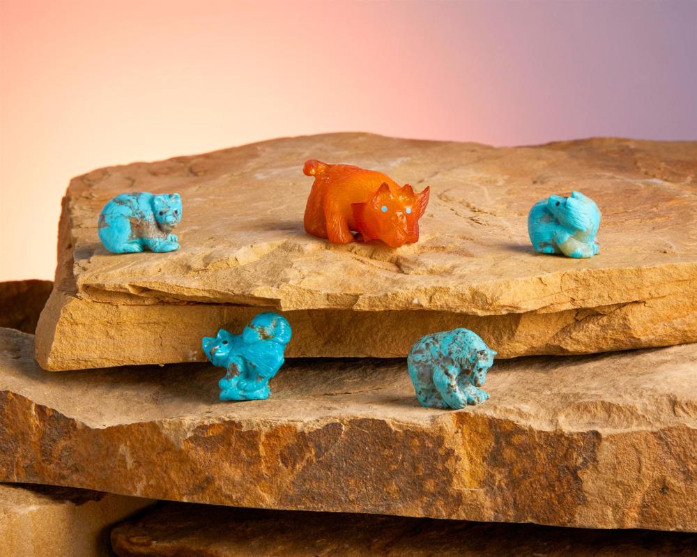A GROUP OF ZUNI STONE FETISH