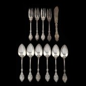 A GROUPING OF ANTIQUE STERLING