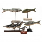 A GROUPING OF FIVE DECORATIVE