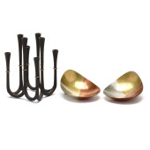 A GROUPING OF MID-CENTURY MIXE