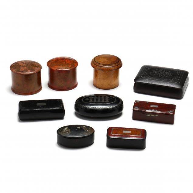 A GROUPING OF NINE ANTIQUE