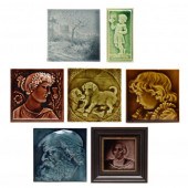 A GROUPING OF SEVEN MAJOLICA T