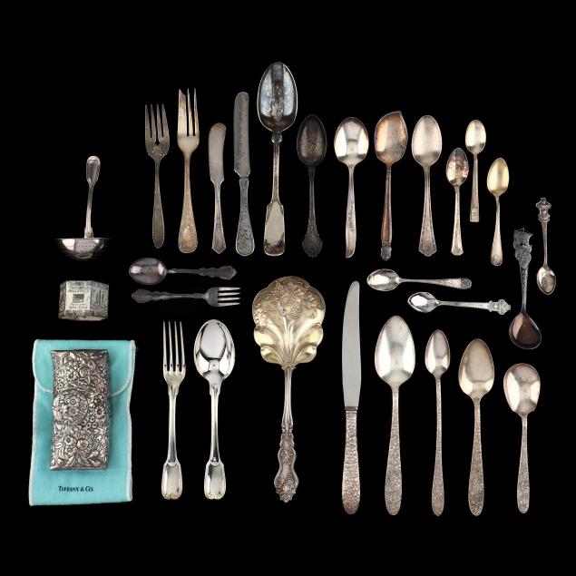 A GROUPING OF SILVERPLATE