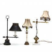 A GROUPING OF THREE TABLE LAMP