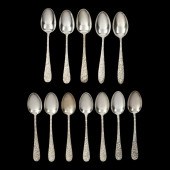 A GROUPING OF TWELVE FLORAL RE