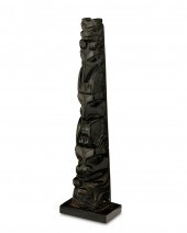 A HAIDA ARGILLITE TOTEM CARVIN