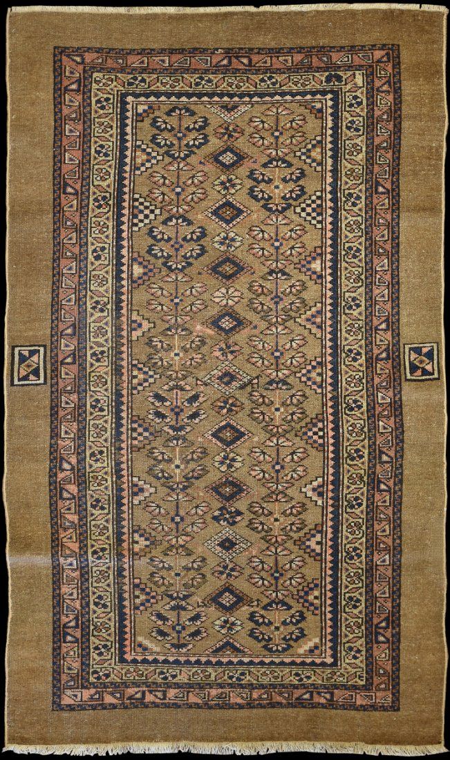 A HAMADAN RUG, LATE 19TH CENTURYA