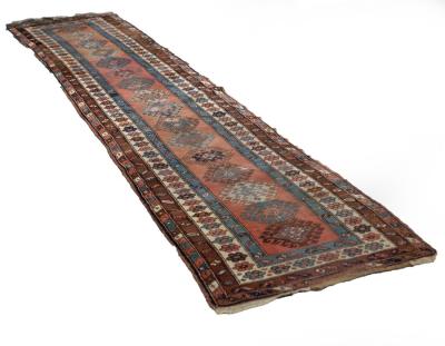 A Hamadan runner, the central