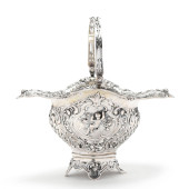 A HANAU GERMAN SILVER FLOWER B