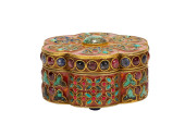 A HARDSTONES INLAID SILVER-GIL