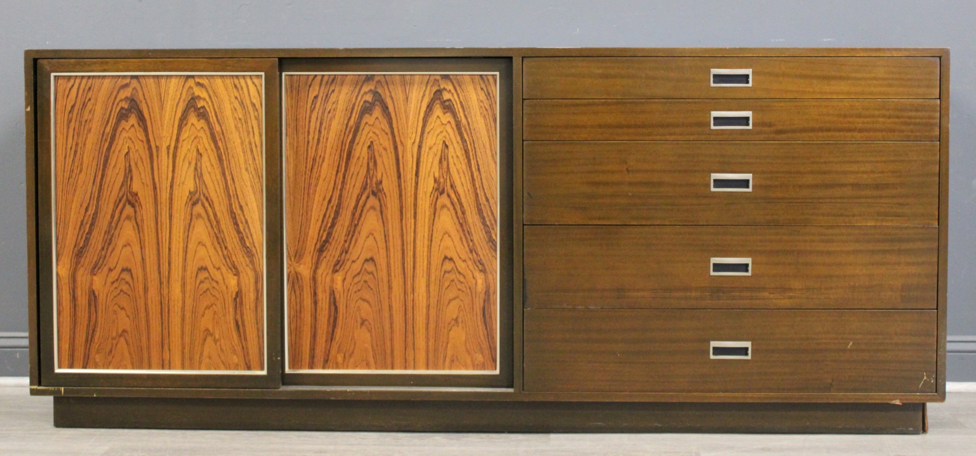 A HARVEY PROBBER MID CENTURY