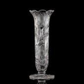 A Hawkes Intaglio-Cut Glass Va
