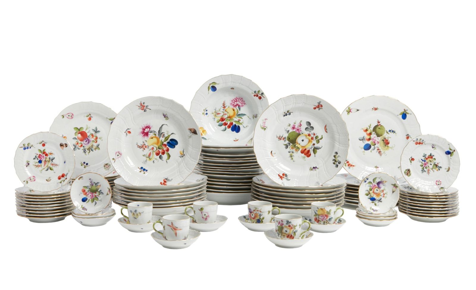 A HEREND PORCELAIN PART DINNER