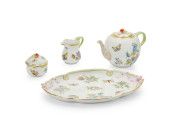 A HEREND PORCELAIN "QUEEN VICT