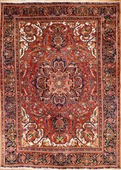 A HERIZ RUG, NORTH WEST PERSIA
