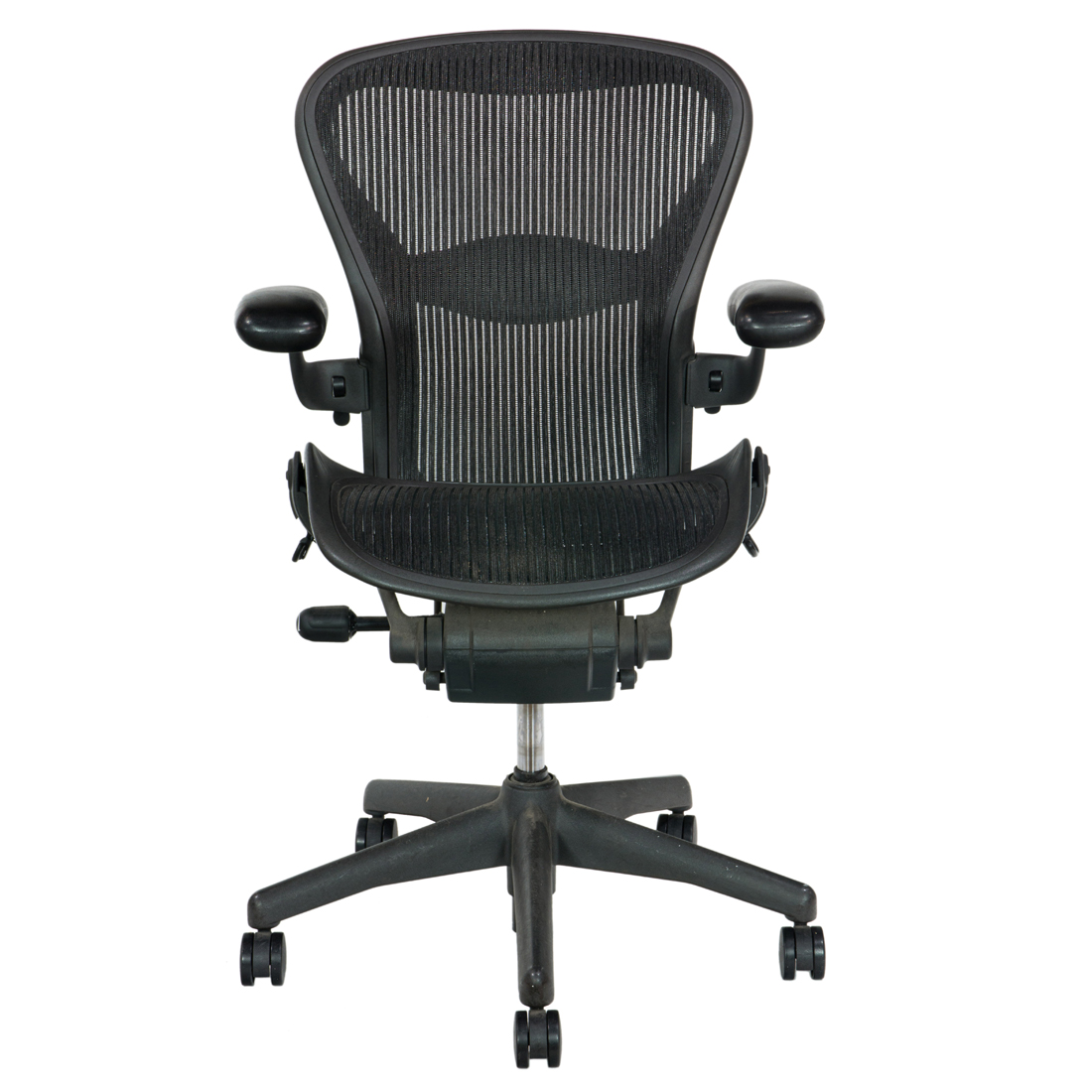 A HERMAN MILLER AERON CHAIR A