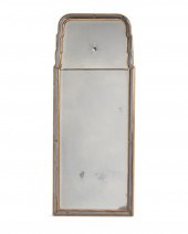 A HOLLYWOOD REGENCY-STYLE WALL
