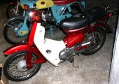 A Honda Cub 90 motorcycle reco
