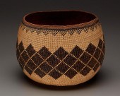 A HUPA / YUROK / KARUK BASKETA