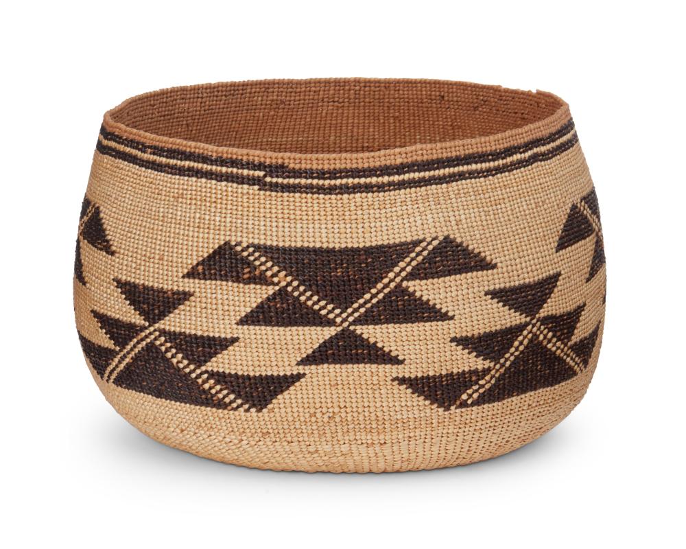 A HUPA/YUROK/KARUK BASKETA