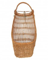 A HUPA/YUROK/KARUK BASKETRY CR