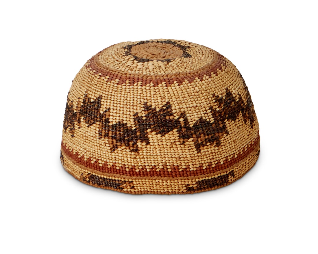 A HUPA/YUROK/KARUK POLYCHROME