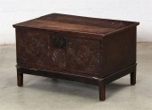A JACOBEAN OAK BIBLE BOXA Jaco