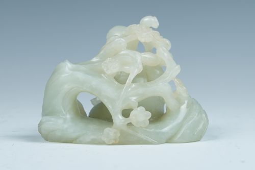 A JADE IMMORTAL CARVINGCarved